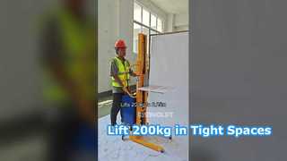소형 전기 스태커 – 200kg을 최대 2.25m까지 들어 올립니다.